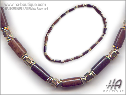 Bead necklace - Collier de perles